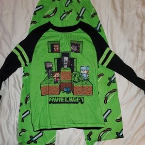 Minecraft boys size 10/12 two piece pajama set